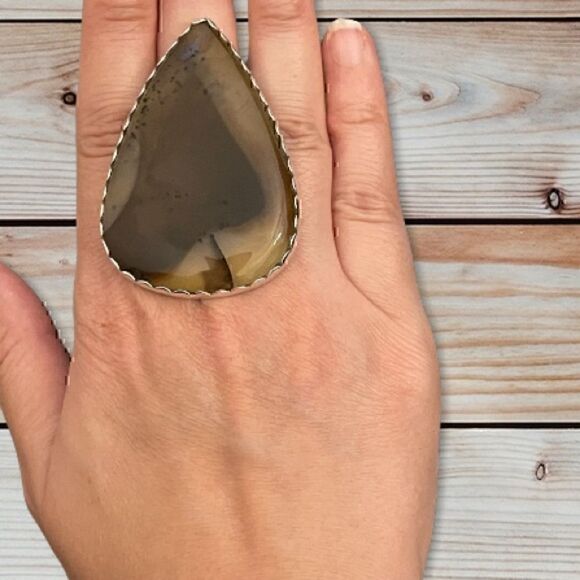 MONTANA Agate Large Teardrop Sterling Silver Ring - Picture 2 of 10